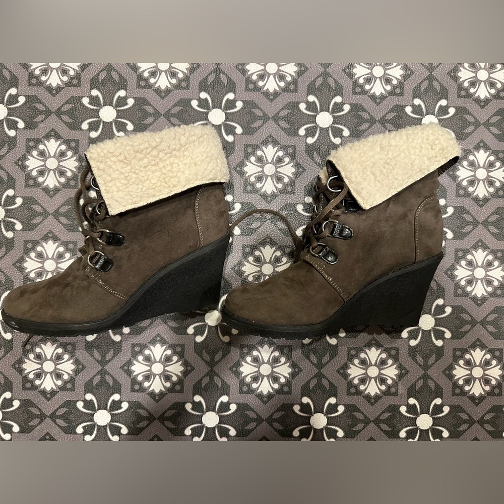 Ankle boots/ booties. Size 8. Route 66.